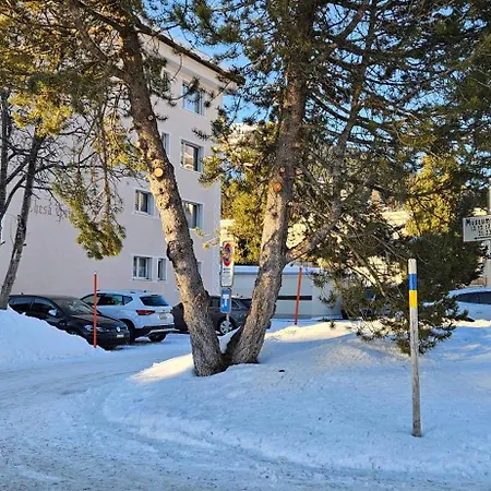 Apartment Modernes Mitten In Davos