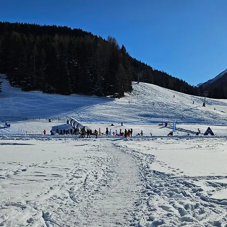 Modernes Mitten In * Davos