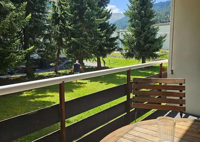 Modernes Mitten In Apartment Davos